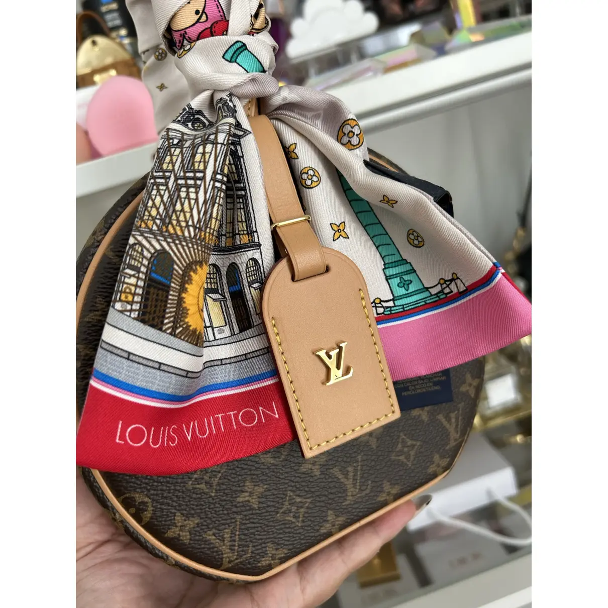 Buy Louis Vuitton Petite Boîte Chapeau leather clutch bag online
