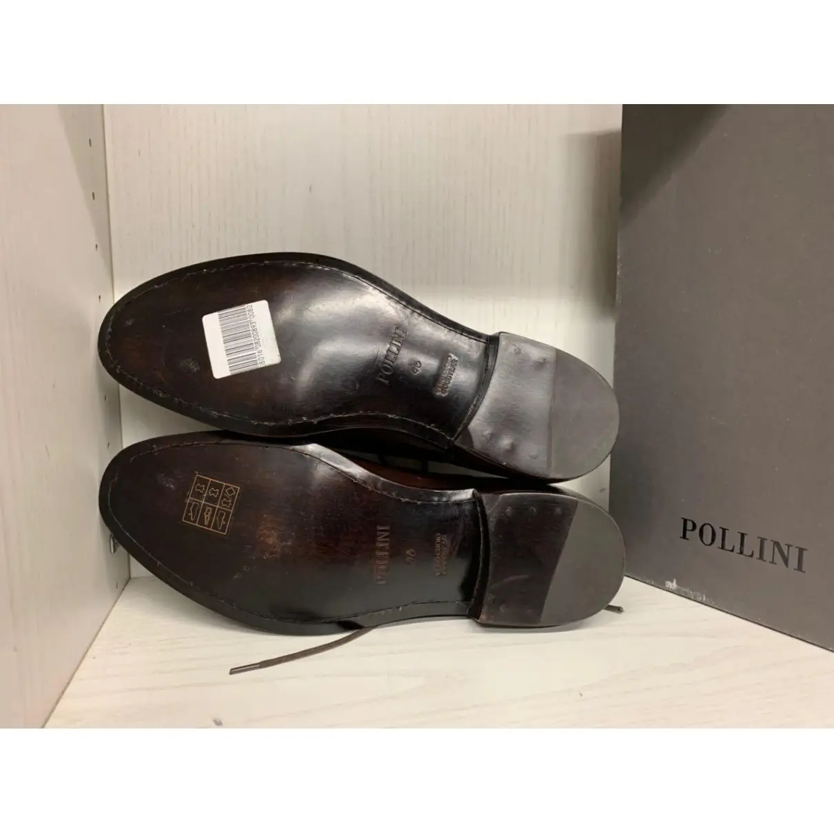 Leather flats Pollini