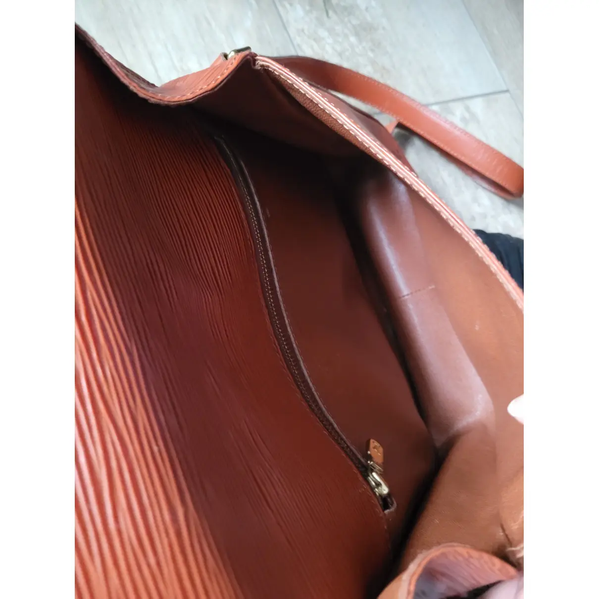 Saint Cloud vintage leather bag Louis Vuitton