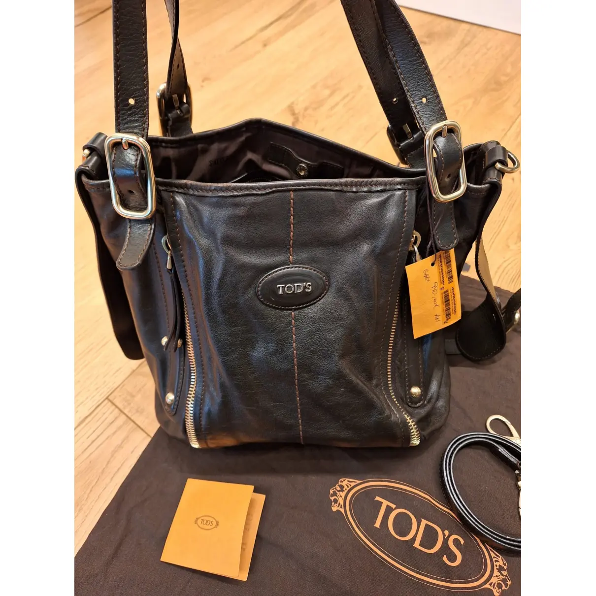 Buy Tod's Shopping Media leather tote online