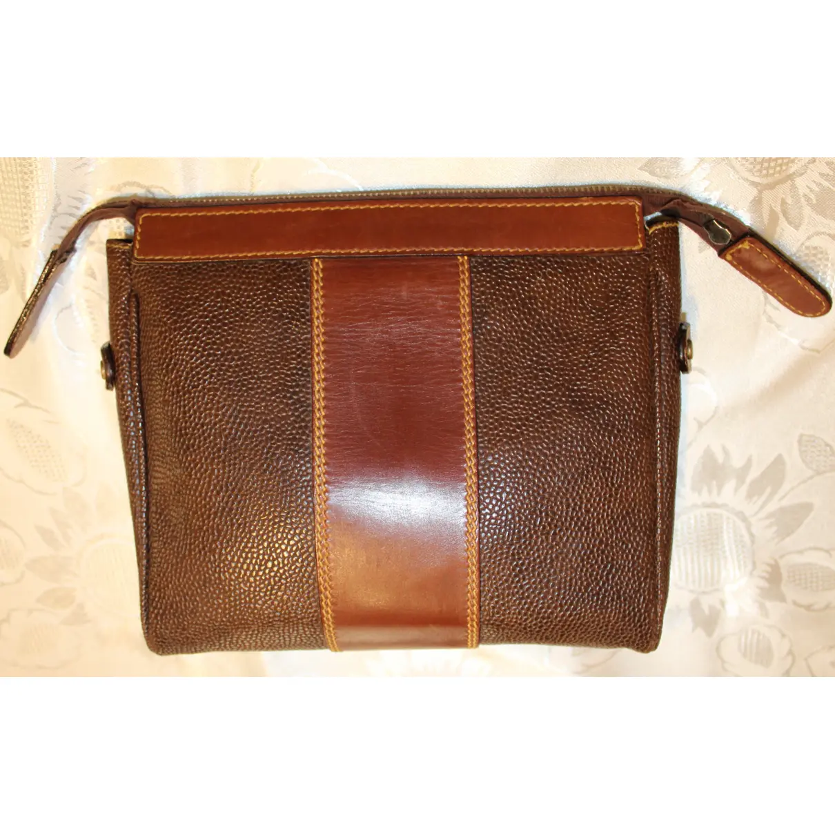 Buy Timberland Leather small bag online - Vintage