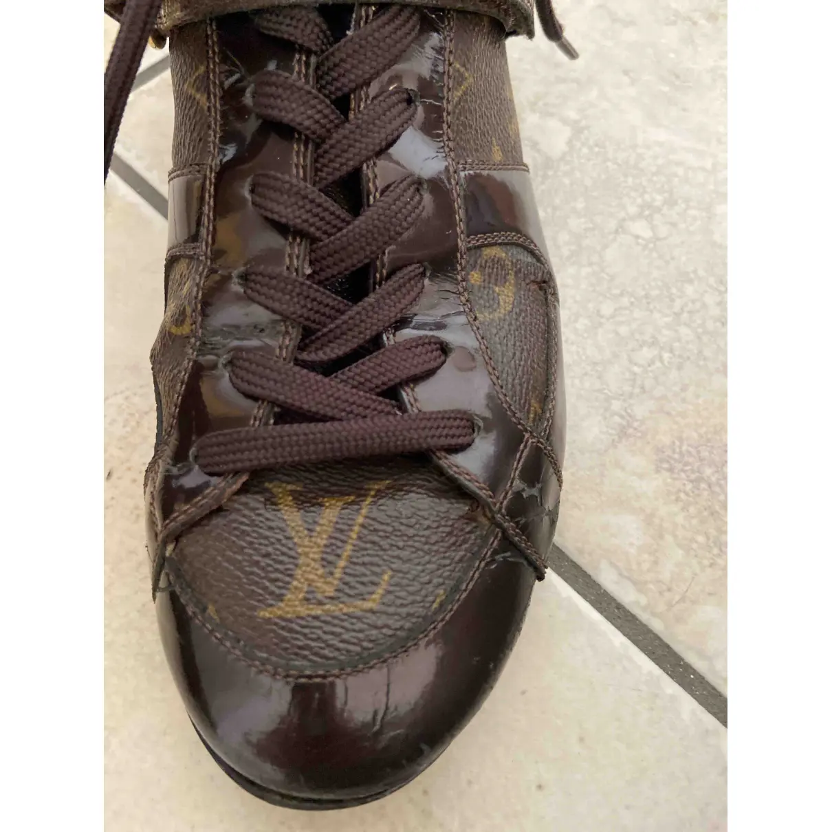 TimeOut leather trainers Louis Vuitton