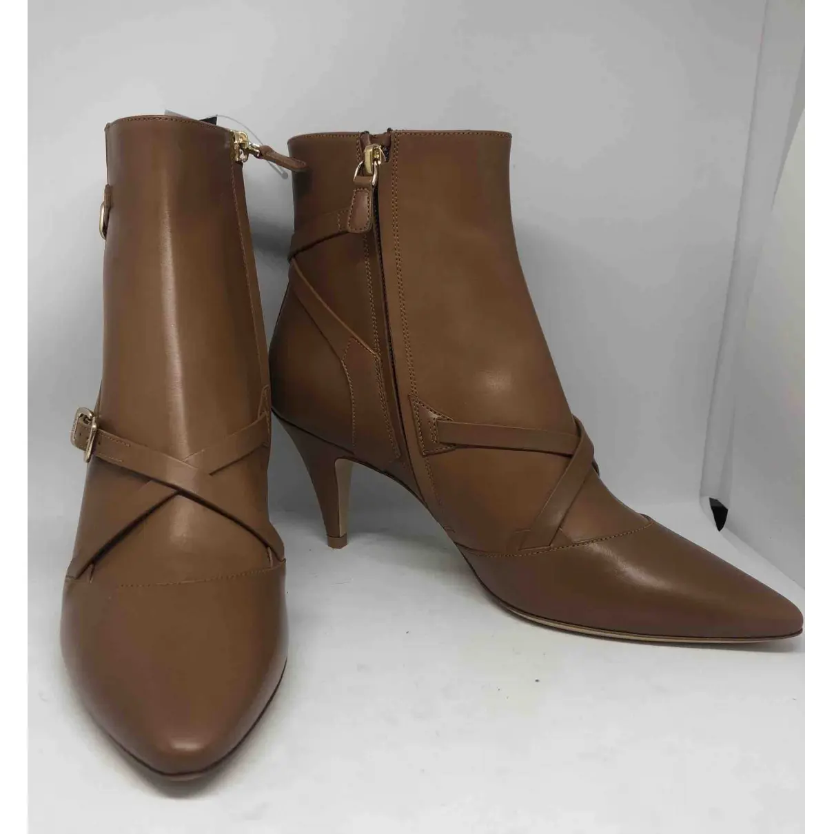 Leather buckled boots Tod's