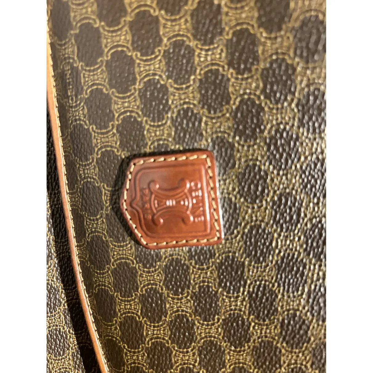 Buy Celine Triomphe Vintage leather clutch bag online - Vintage