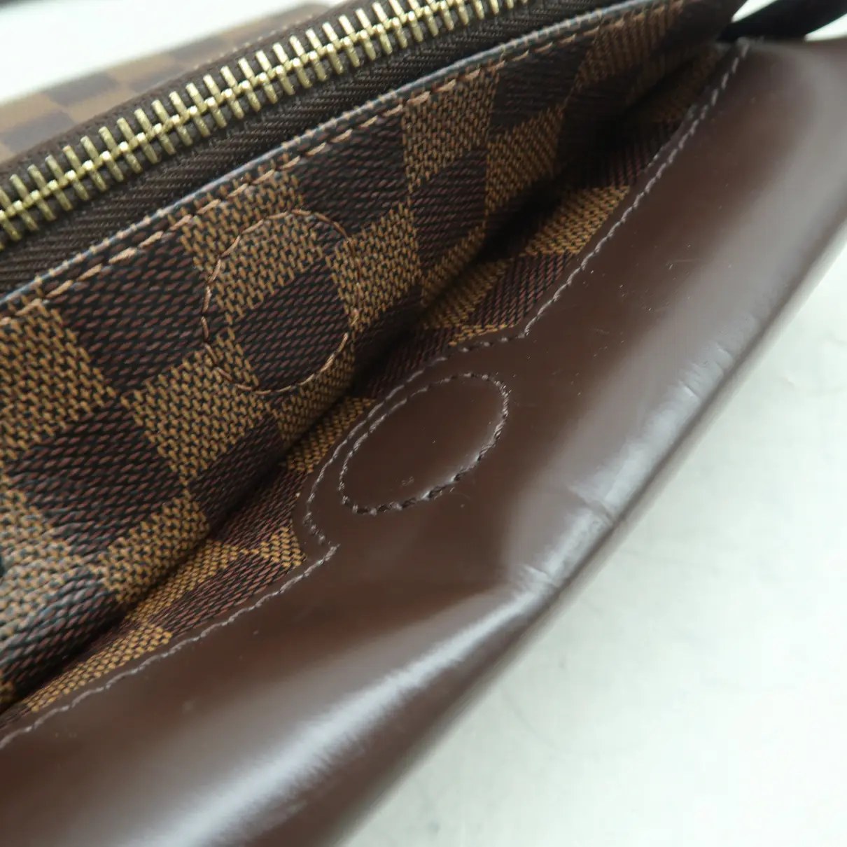 Twice leather handbag Louis Vuitton