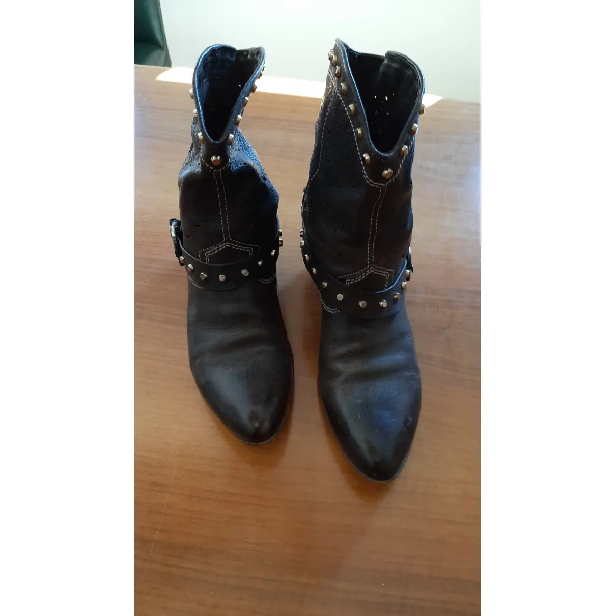 Buy Vic Matié Leather western boots online