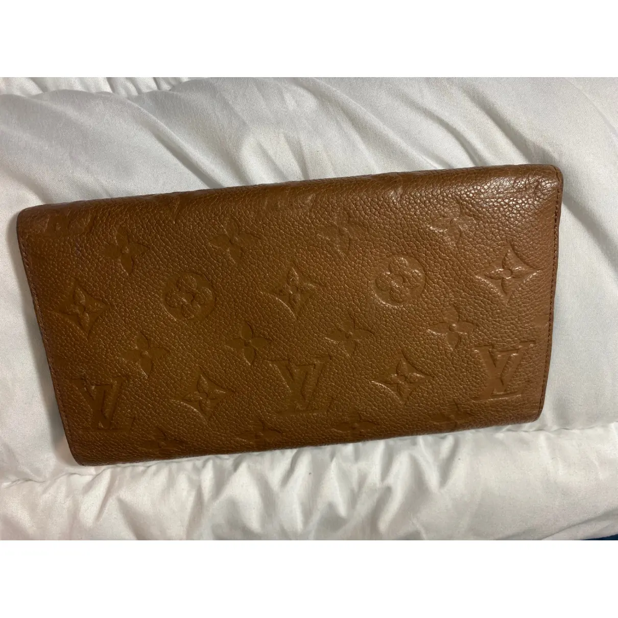Buy Louis Vuitton Virtuose leather wallet online