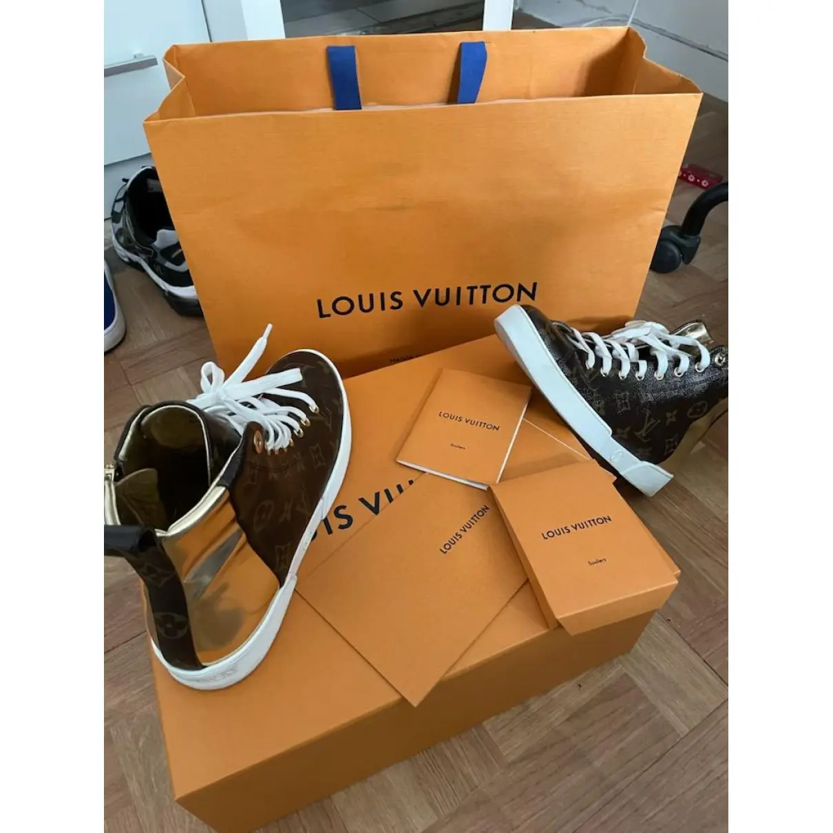 Luxury Louis Vuitton Trainers Women