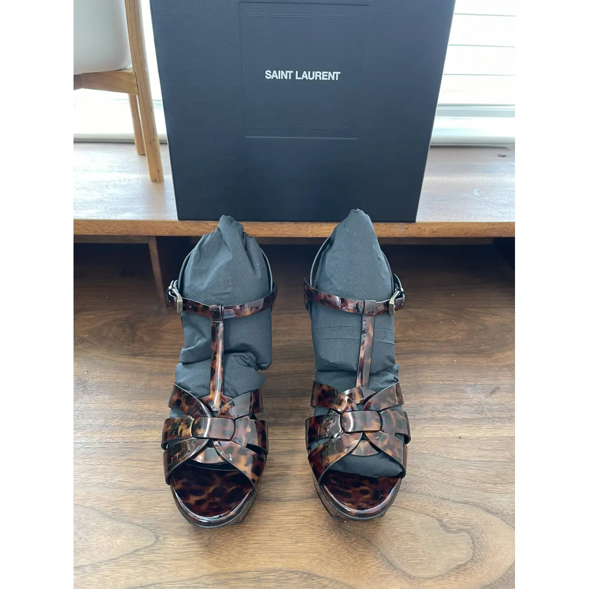 Tribute patent leather sandals Saint Laurent