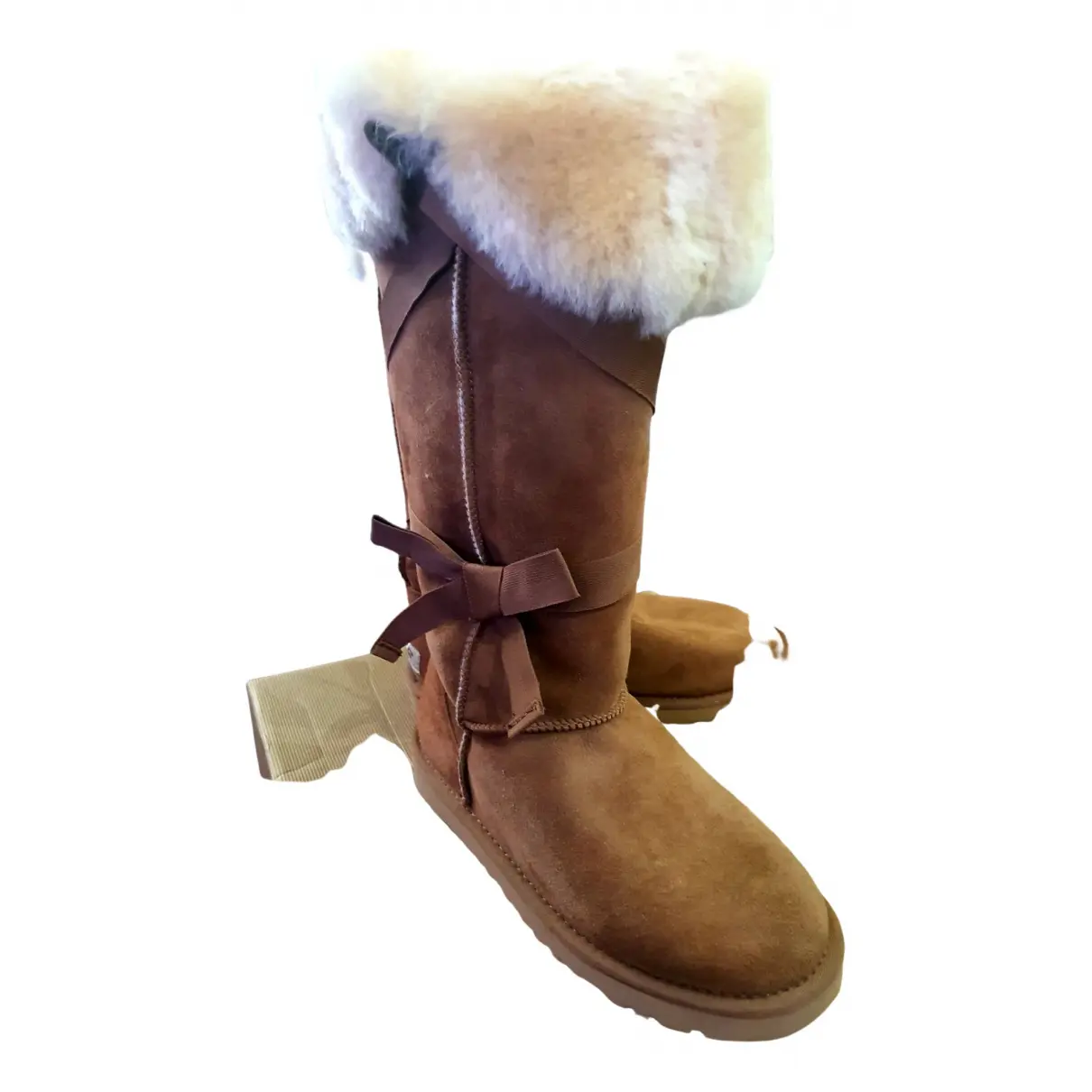 Patent leather snow boots Ugg