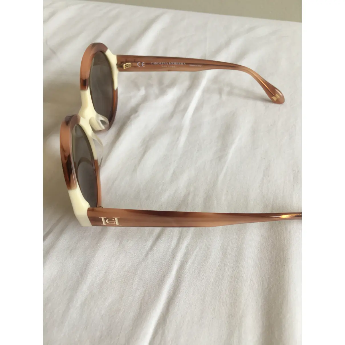 Buy Carolina Herrera Sunglasses online