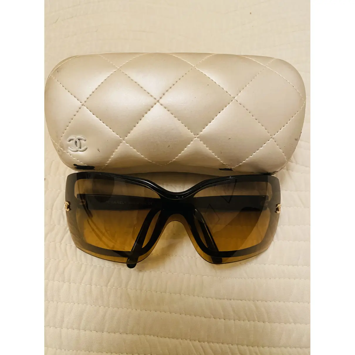 Oversized sunglasses Chanel - Vintage