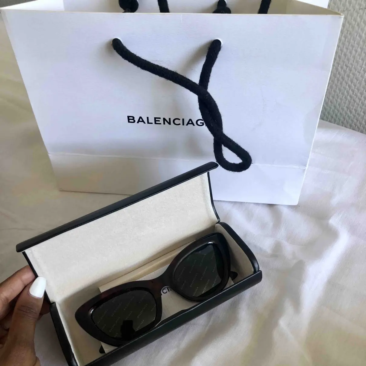Buy Balenciaga Invisible Cat sunglasses online