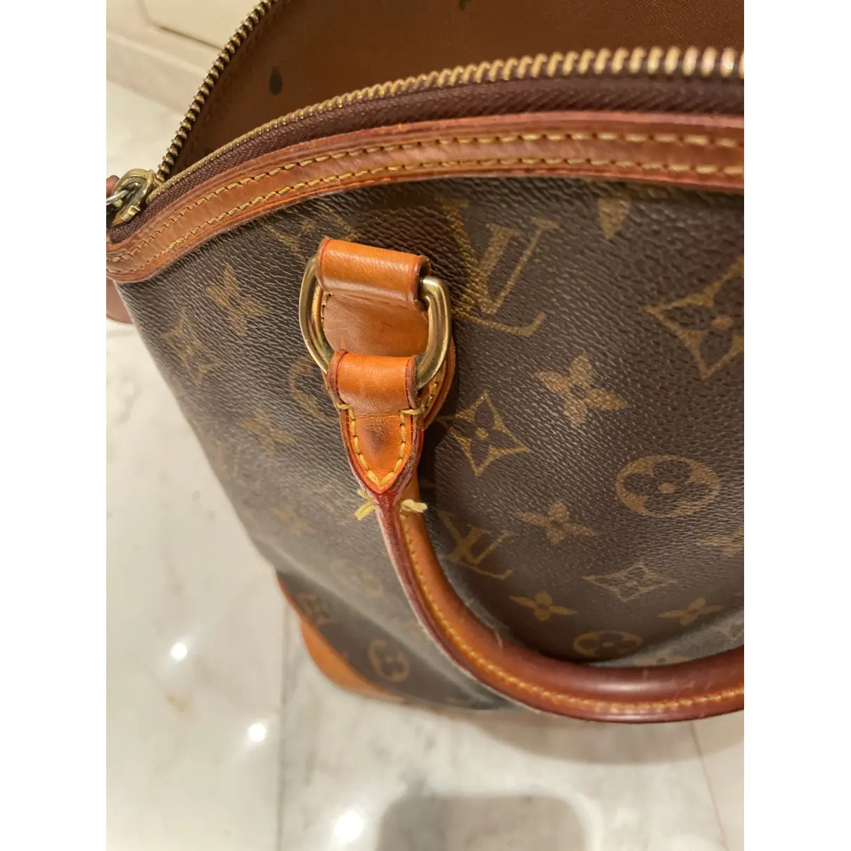 Lockit Vertical handbag Louis Vuitton - Vintage