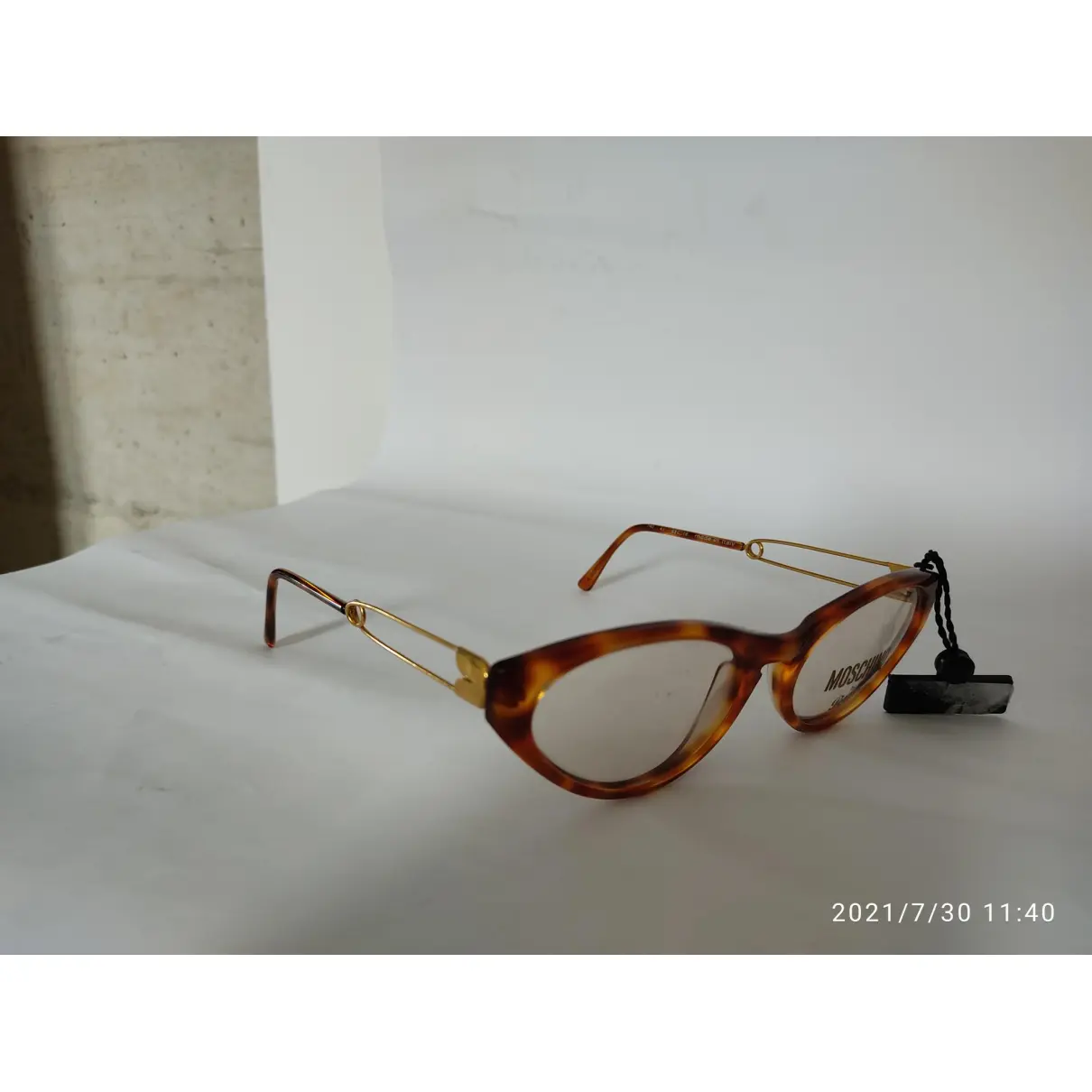 Buy Moschino Sunglasses online