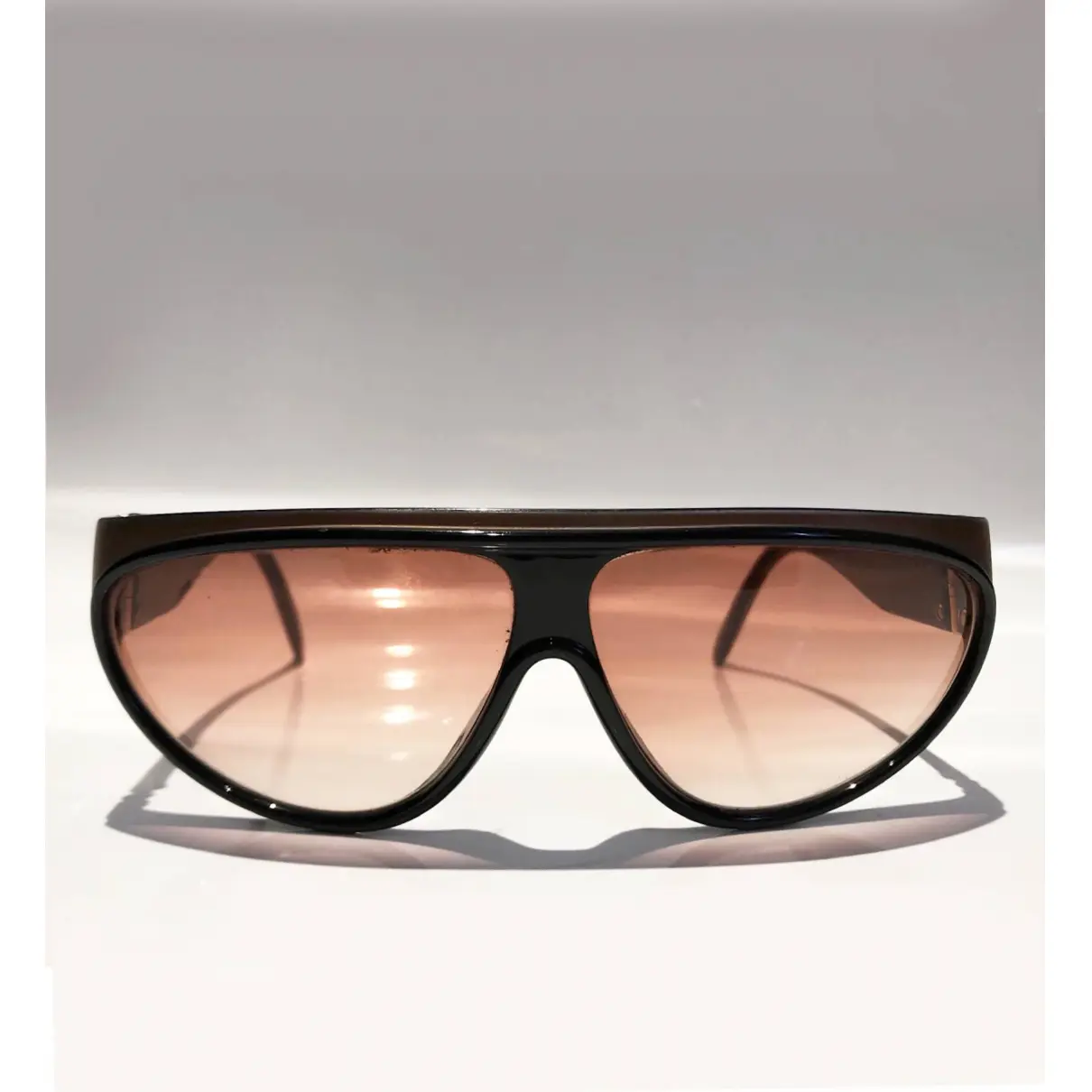 Buy Yves Saint Laurent Aviator sunglasses online - Vintage