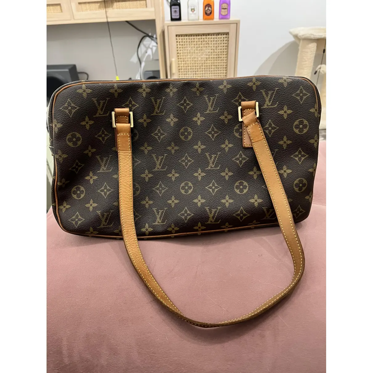 Buy Louis Vuitton Cite handbag online