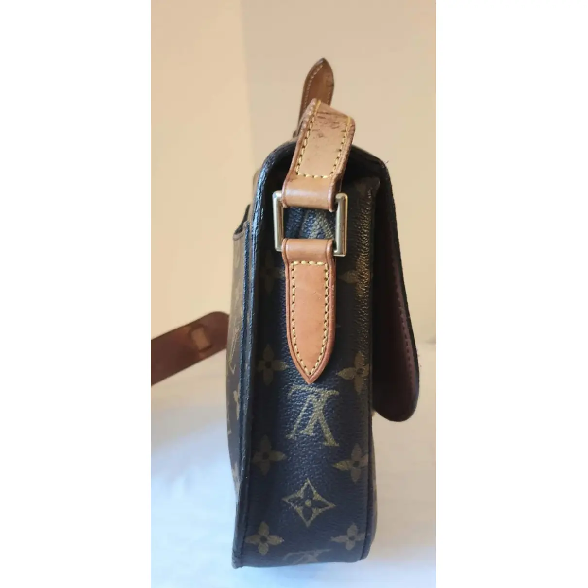 Saint Cloud vintage crossbody bag Louis Vuitton
