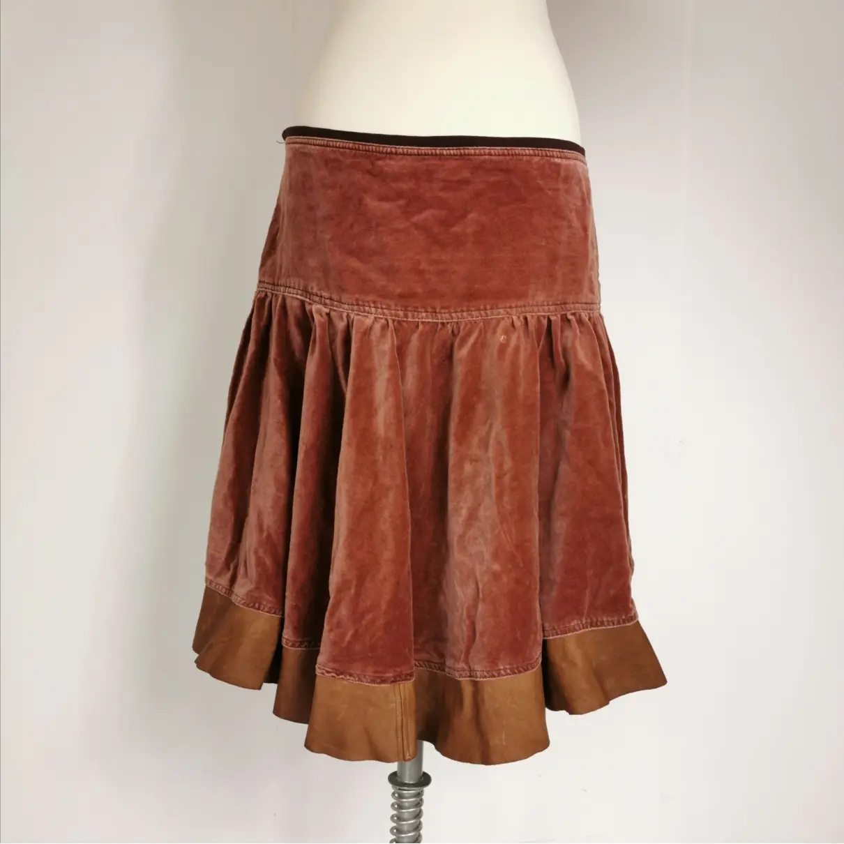 Pinko Velvet mid-length skirt for sale - Vintage
