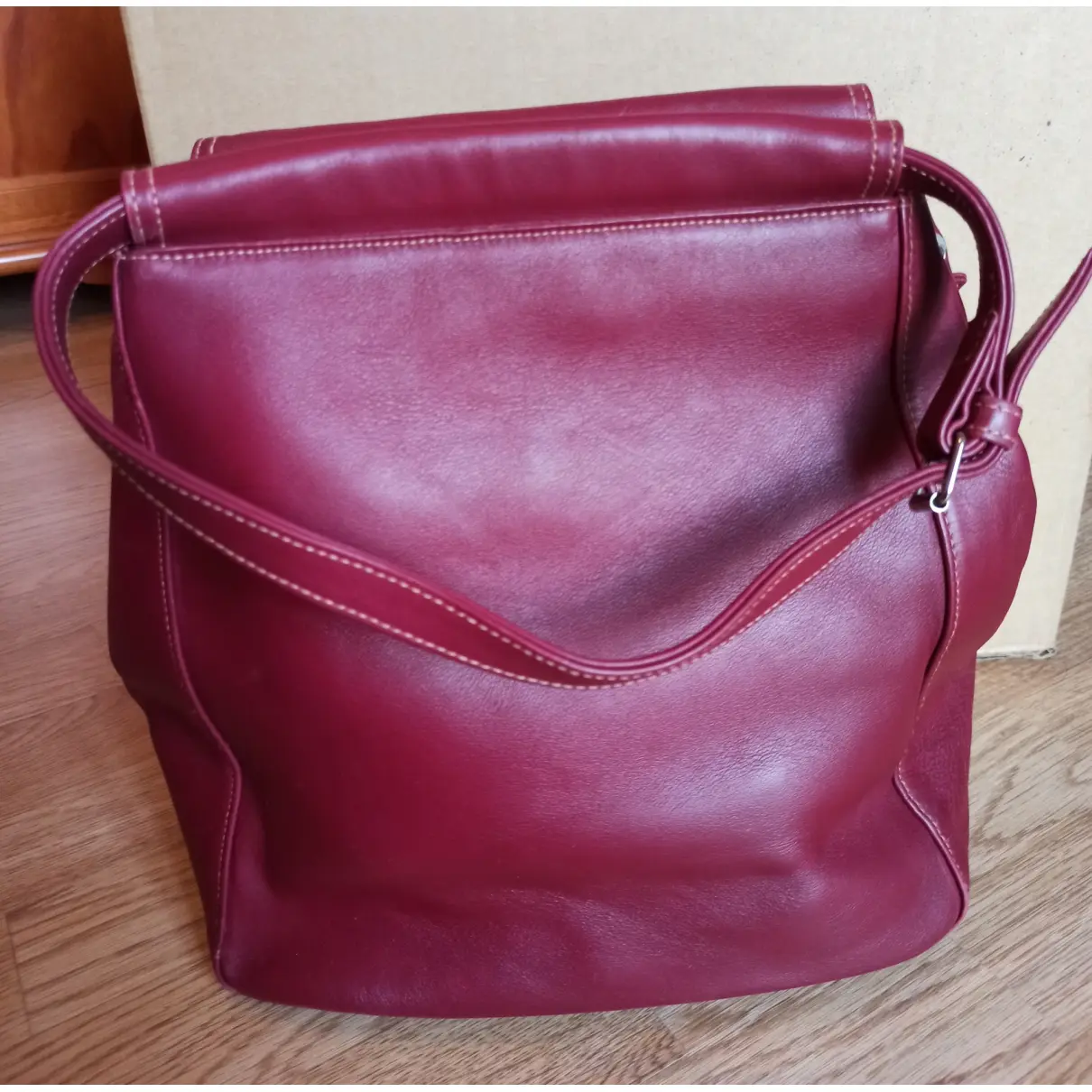 Buy Balenciaga BB chain handbag online