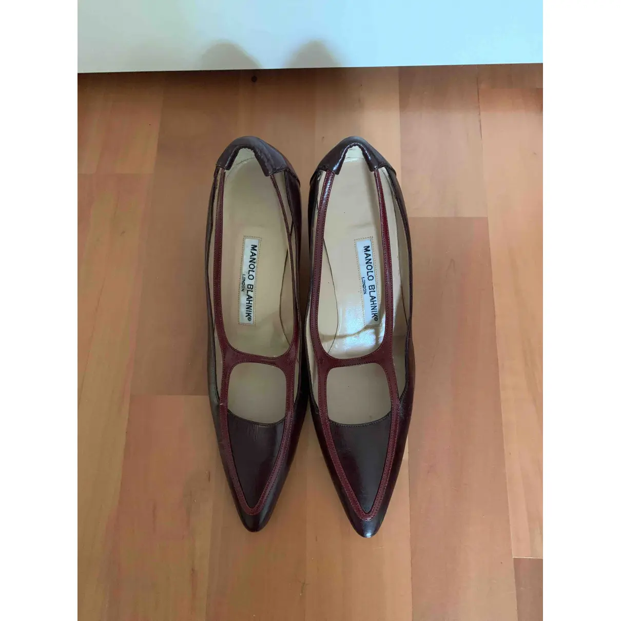 Buy Manolo Blahnik Leather heels online - Vintage