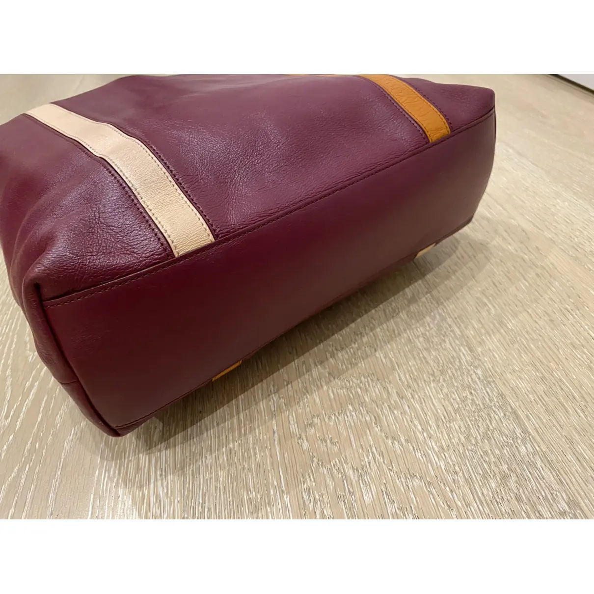 Buy Tod's Shopping Media leather handbag online
