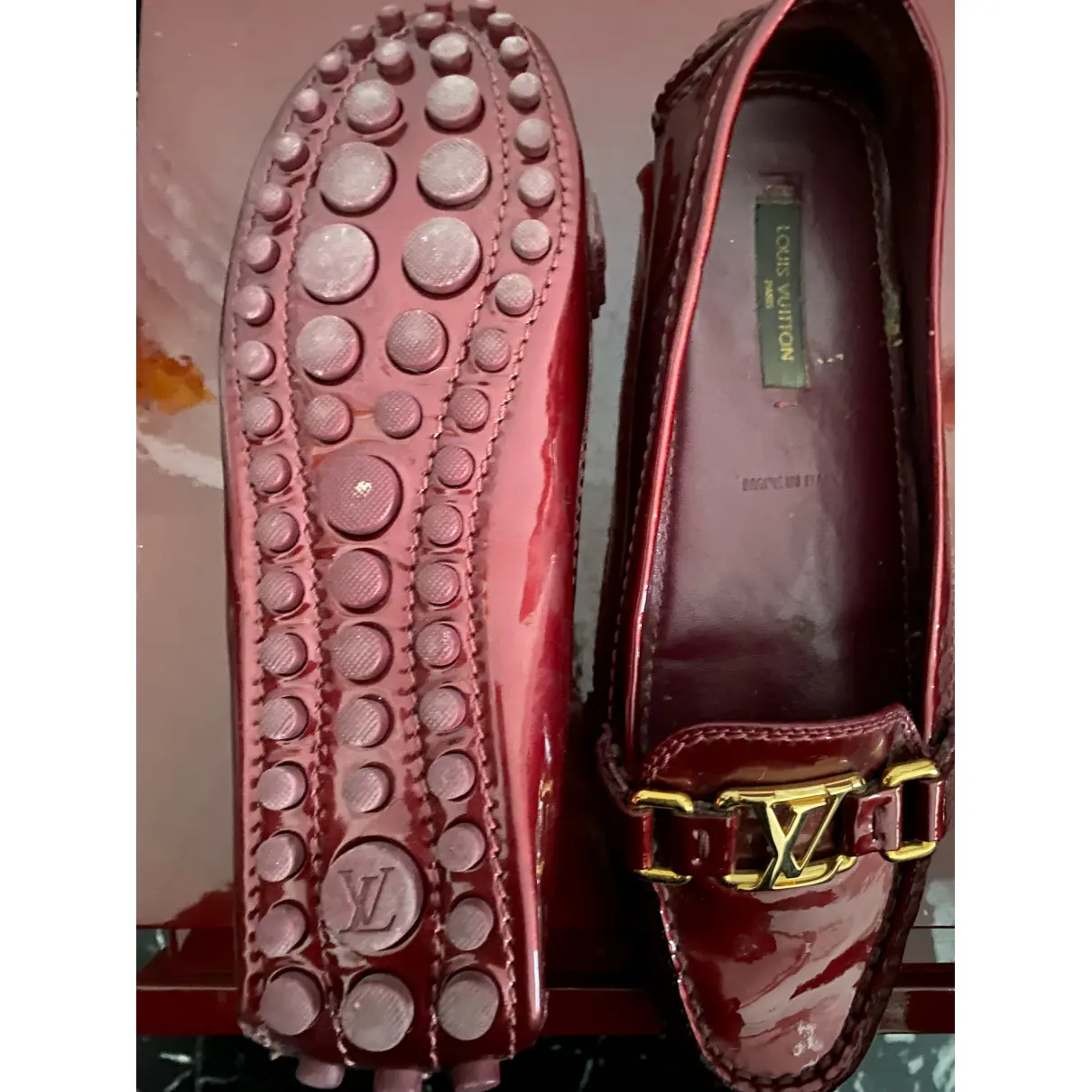 Buy Louis Vuitton Dauphine patent leather flats online