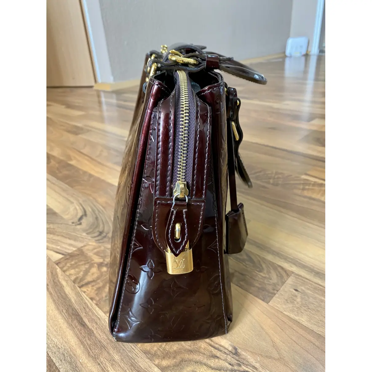 Melrose patent leather handbag Louis Vuitton