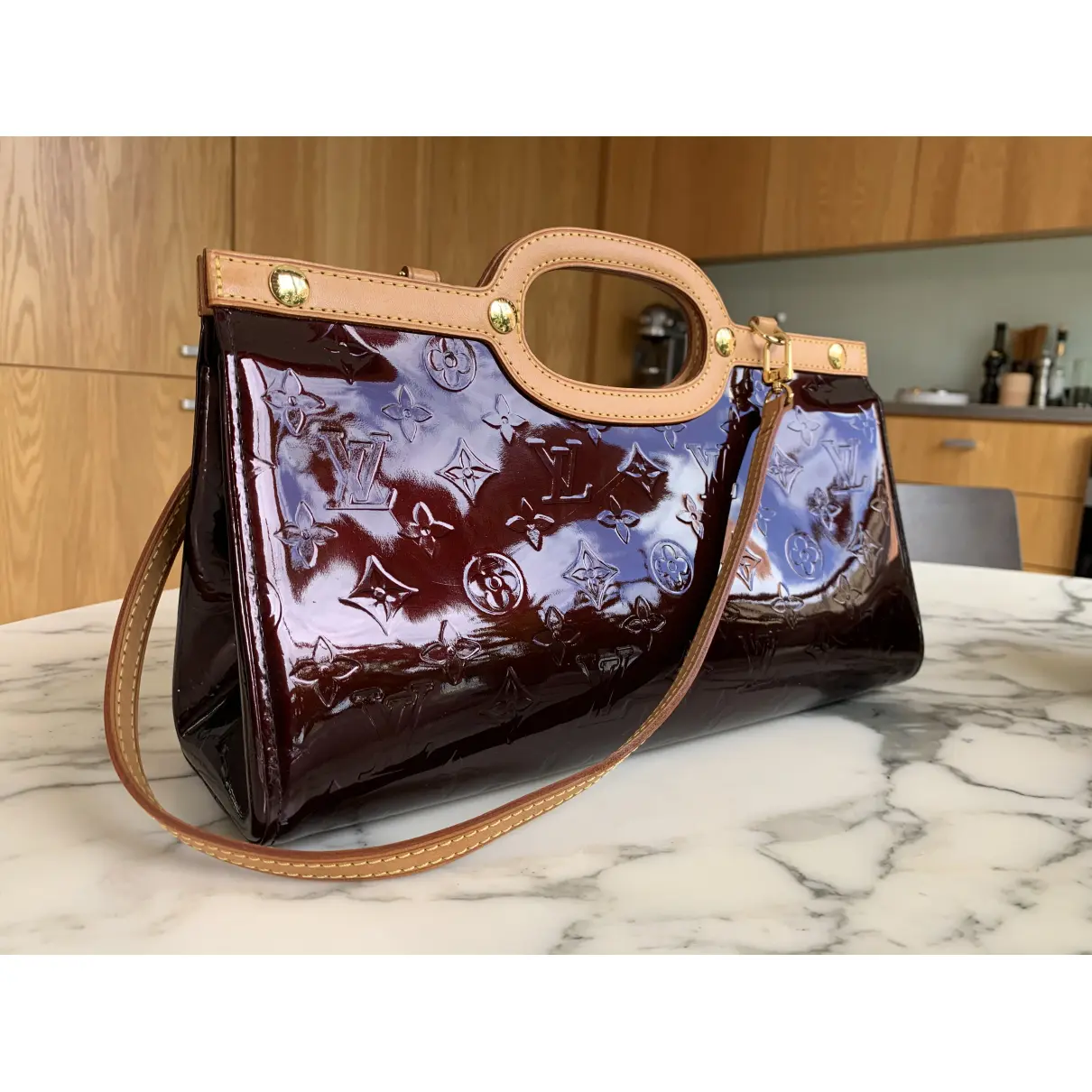 Buy Louis Vuitton Roxbury patent leather handbag online