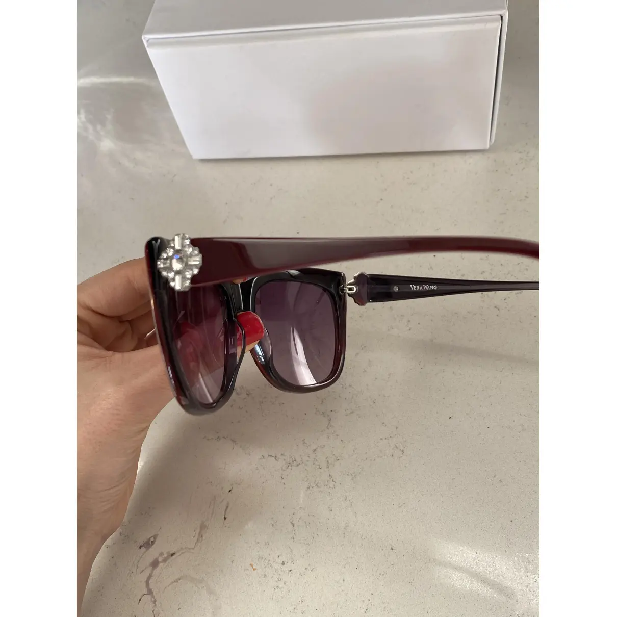 Luxury Vera Wang Sunglasses Women