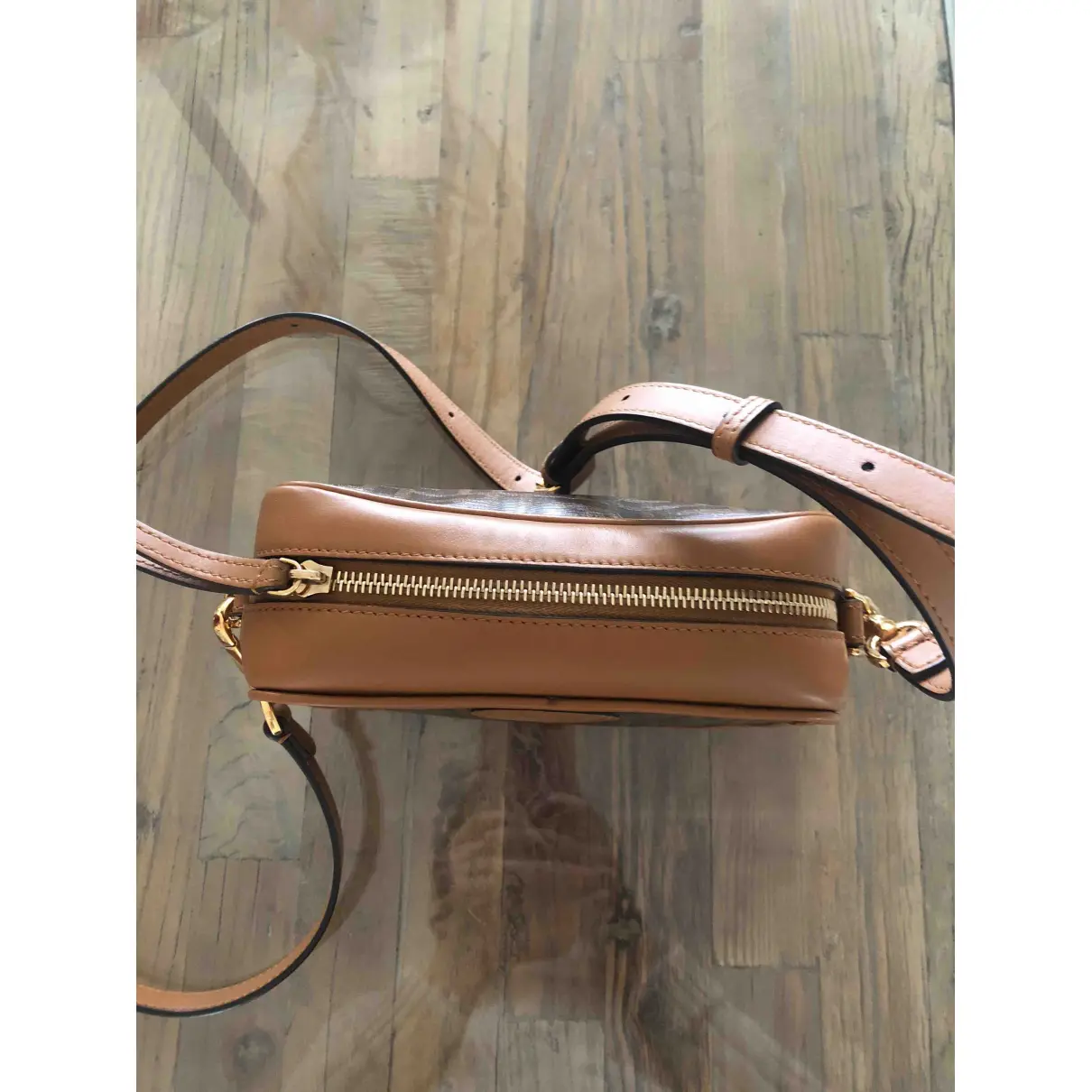 Camera case leather handbag Fendi
