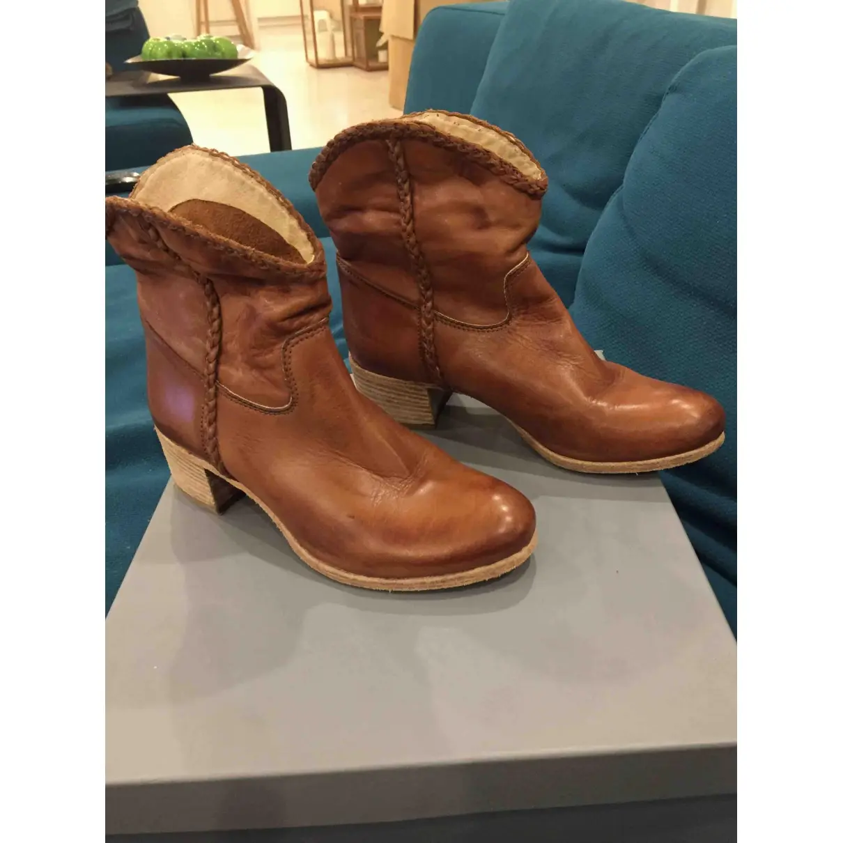Elisabeth Stuart Leather ankle boots for sale