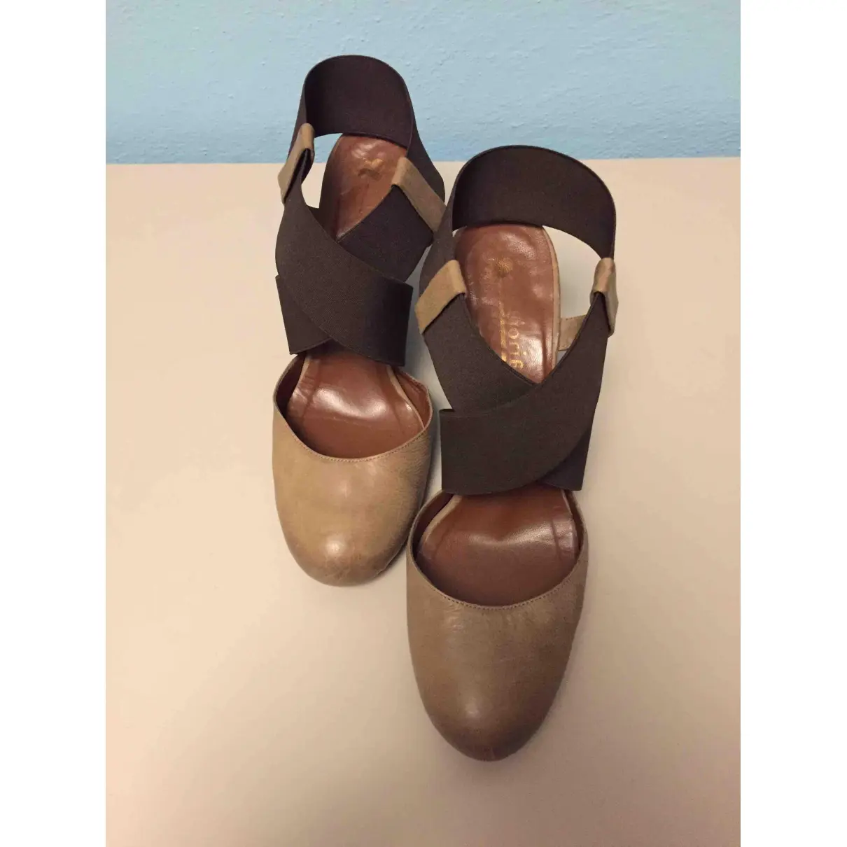 Buy Fiorifrancesi Leather heels online