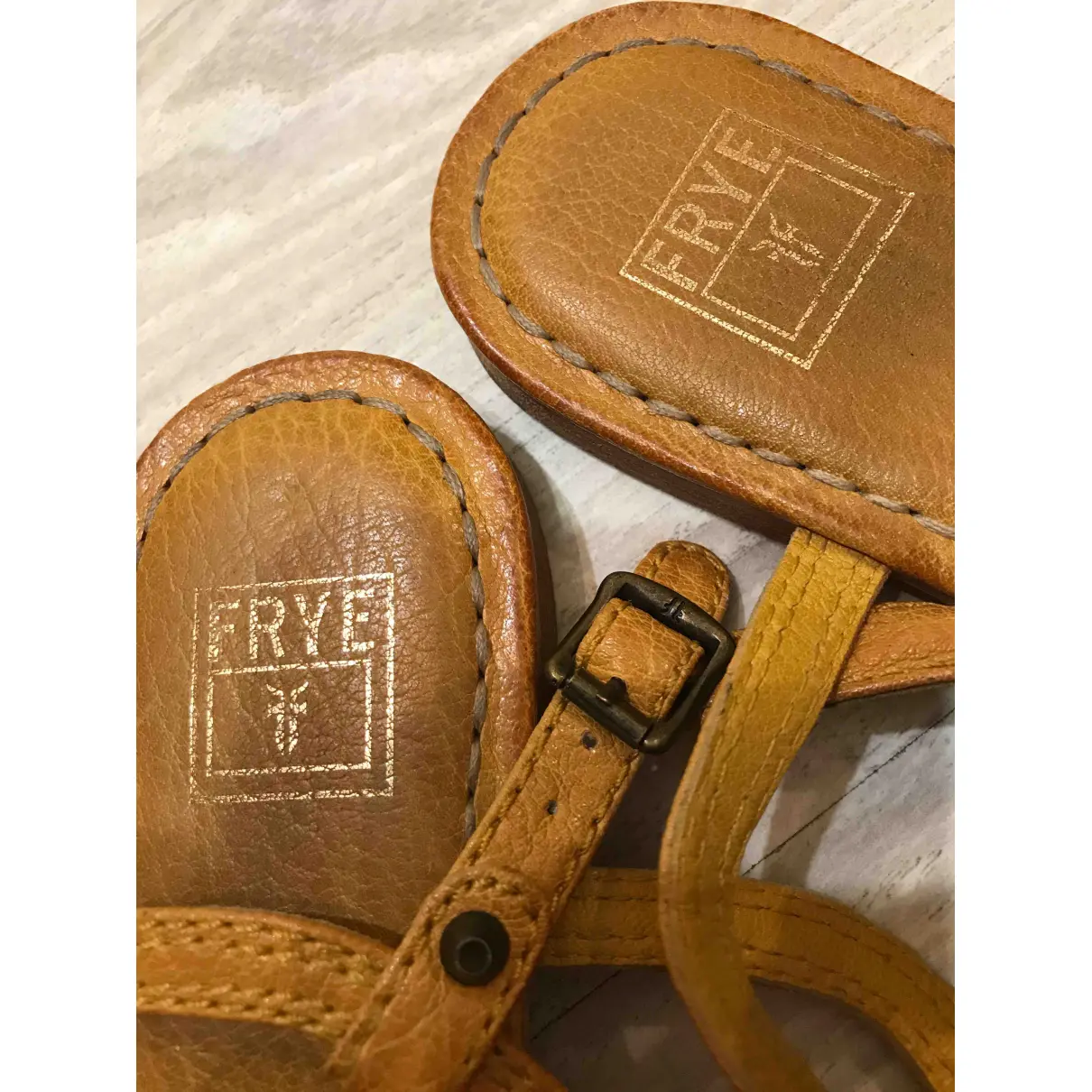Leather sandal Frye