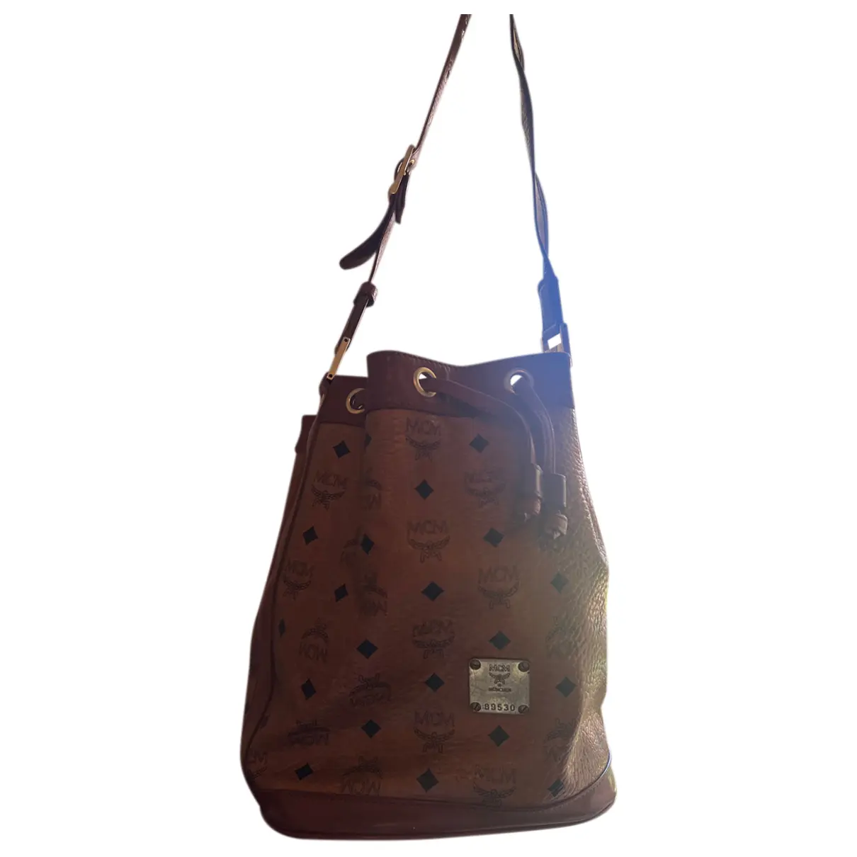 Heritage Drawstring leather handbag
