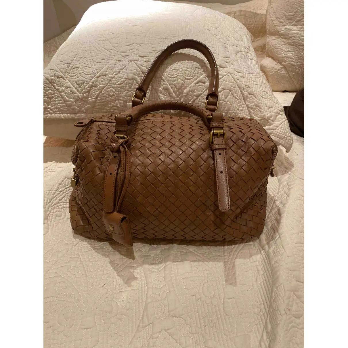 Buy Bottega Veneta Montaigne leather handbag online