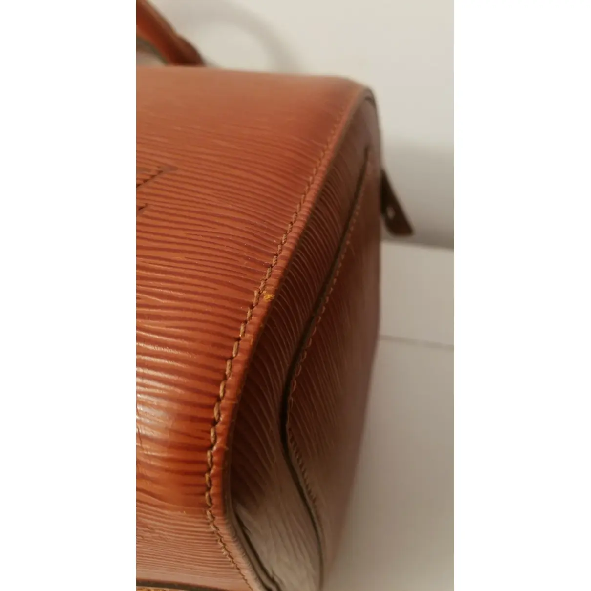 Speedy leather handbag Louis Vuitton