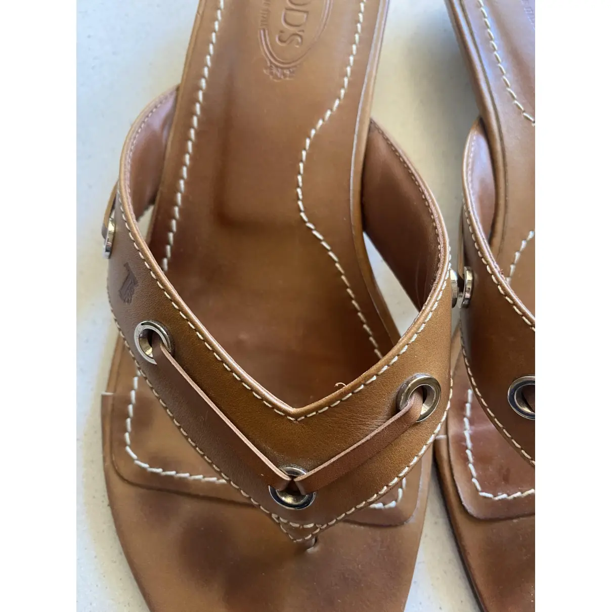 Leather flip flops Tod's
