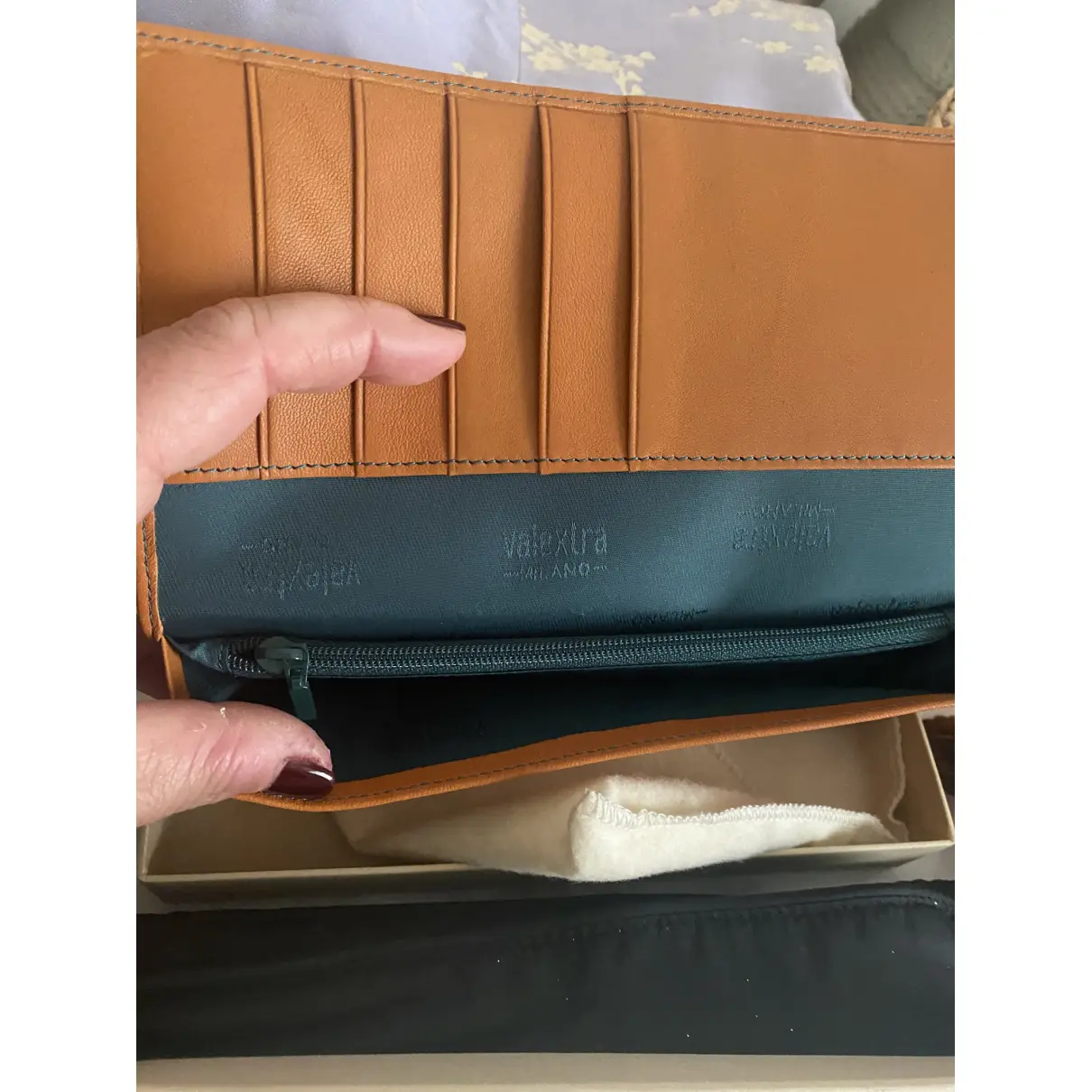 Leather wallet Valextra