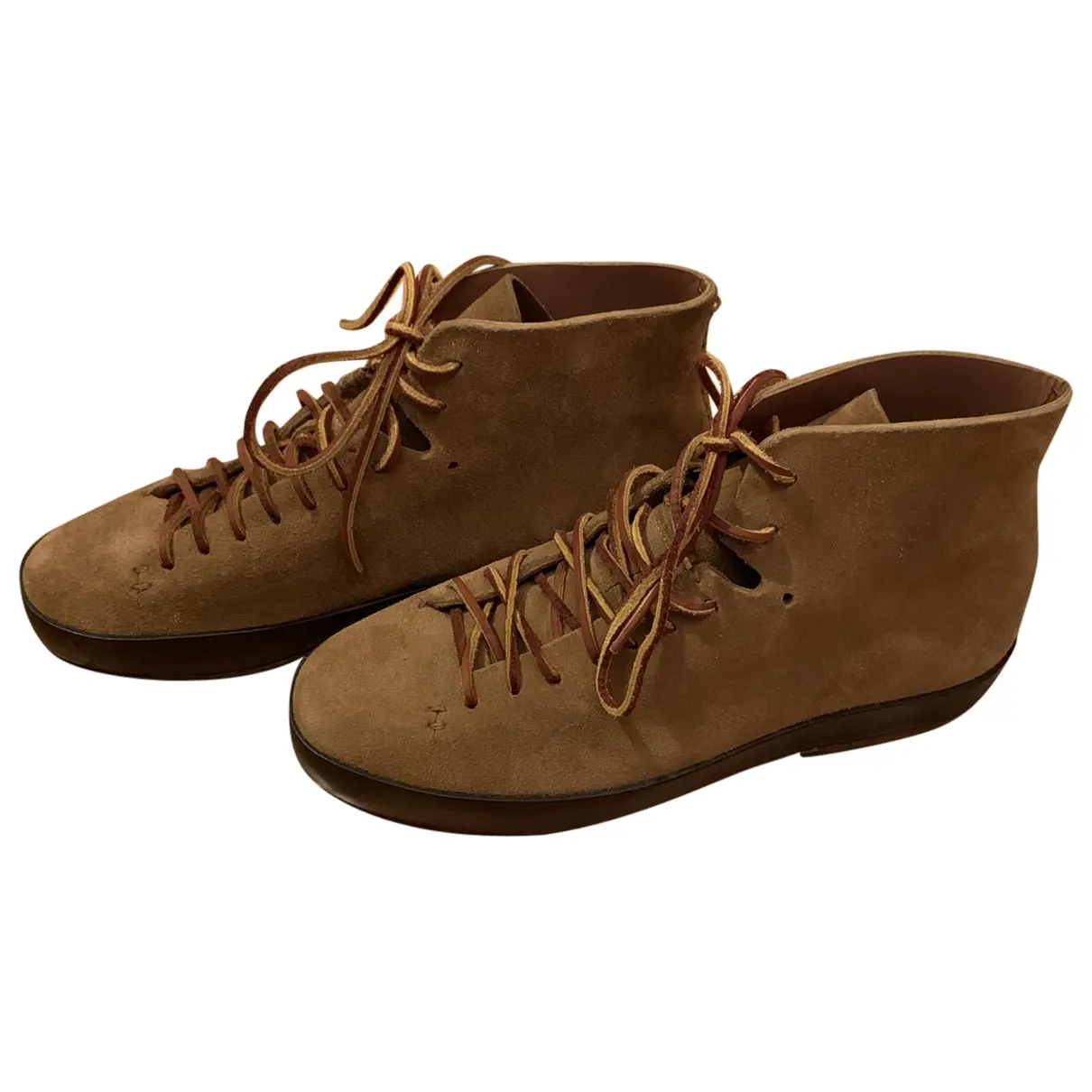 Camel Suede Boots Feit
