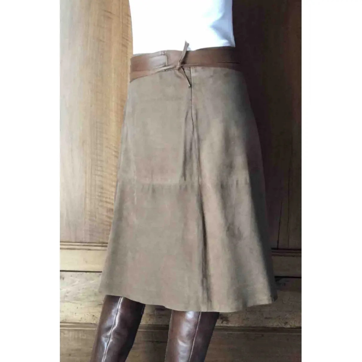 Mid-length skirt Reiss