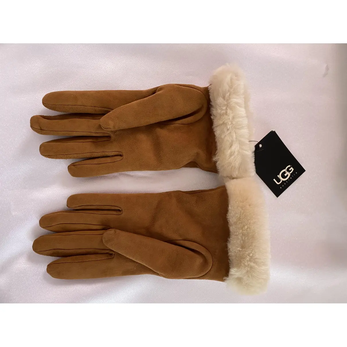 Buy Ugg Gloves online