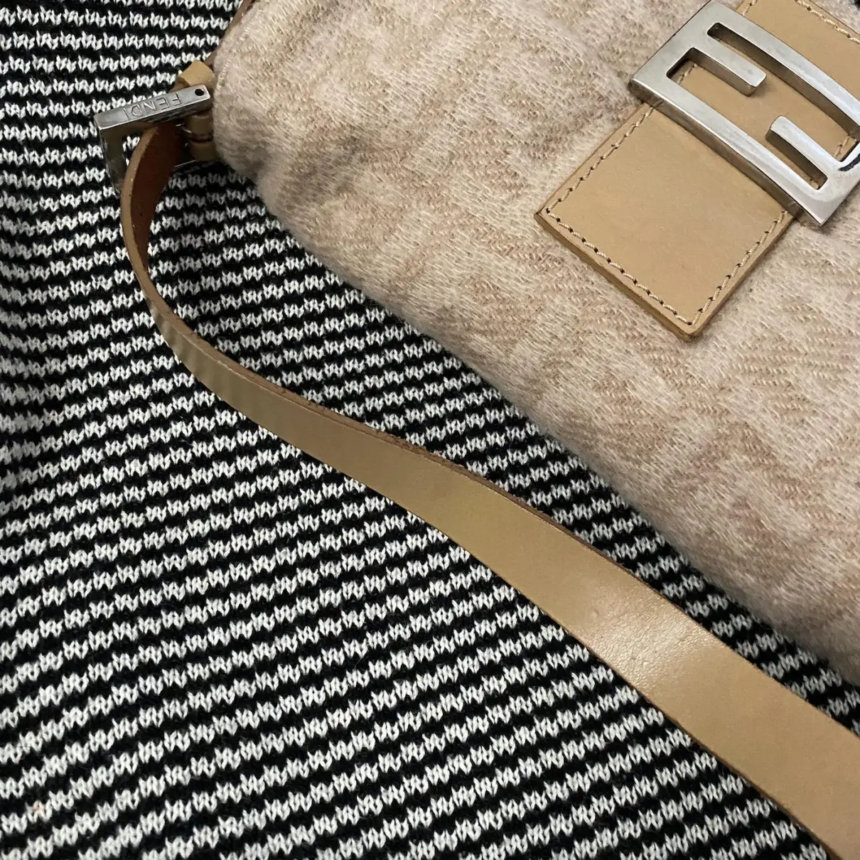 Baguette wool handbag Fendi