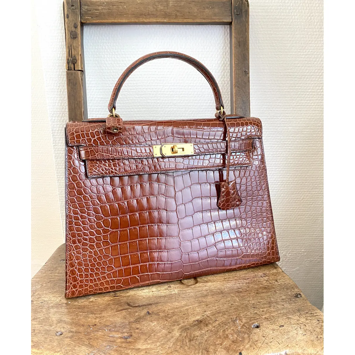 Buy Hermès Kelly 32 crocodile handbag online