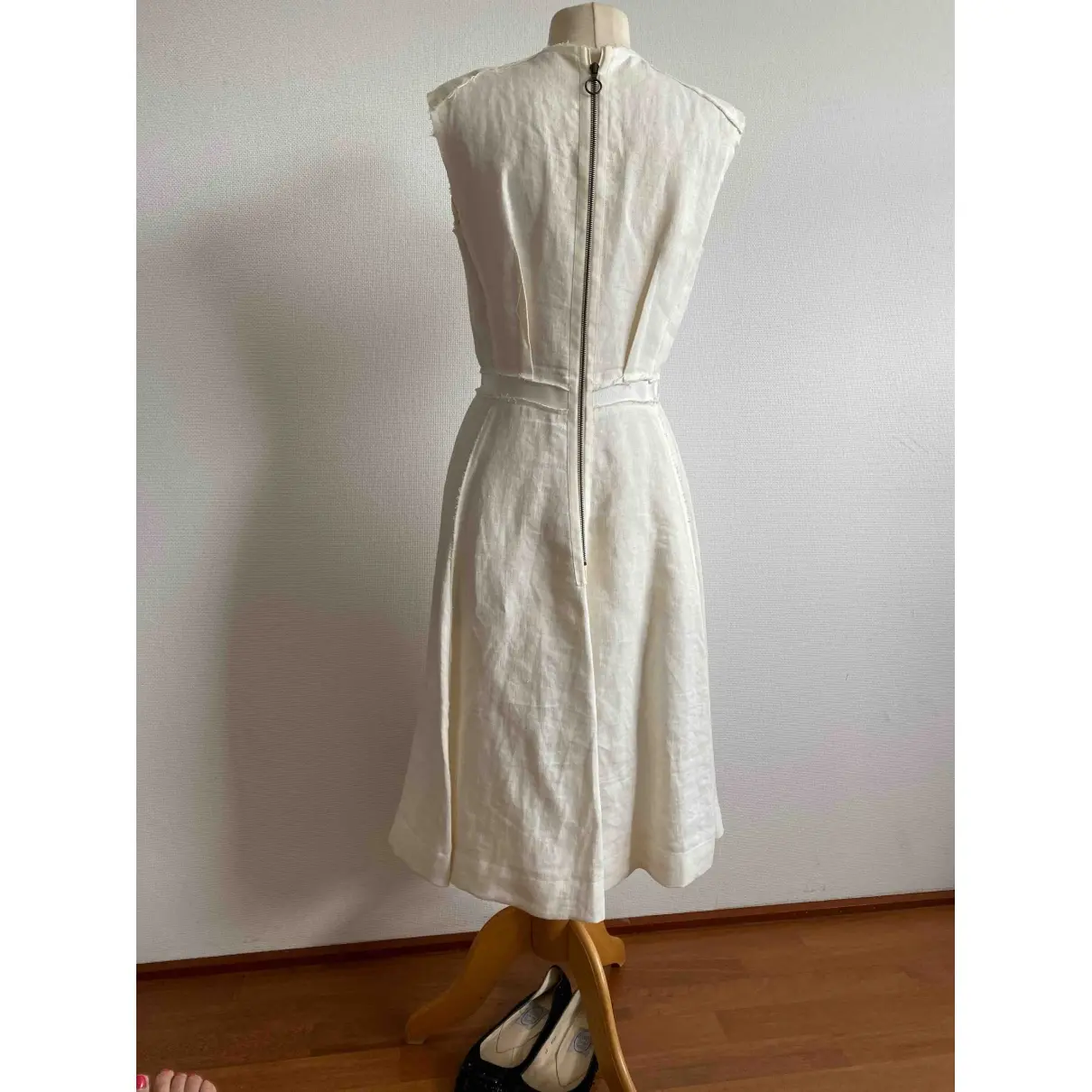 Buy Lanvin Linen mid-length dress online - Vintage