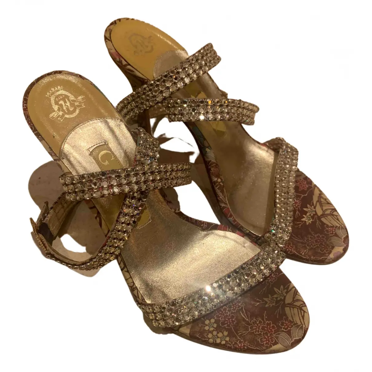 Buy Gina Cloth sandal online
