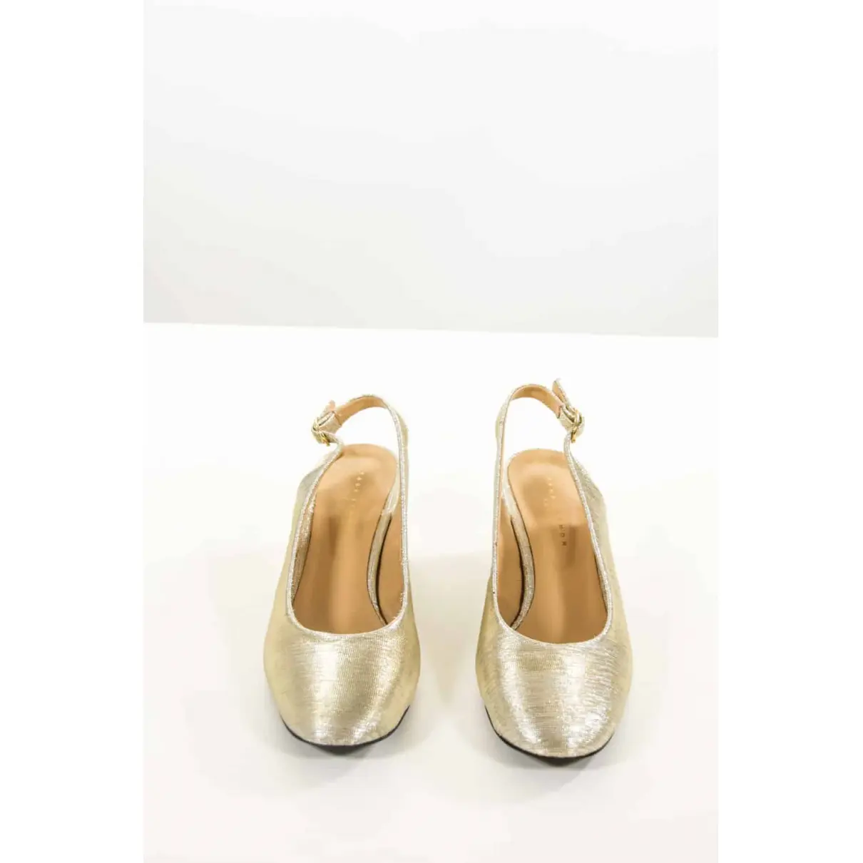 Buy Tara Jarmon Cloth heels online