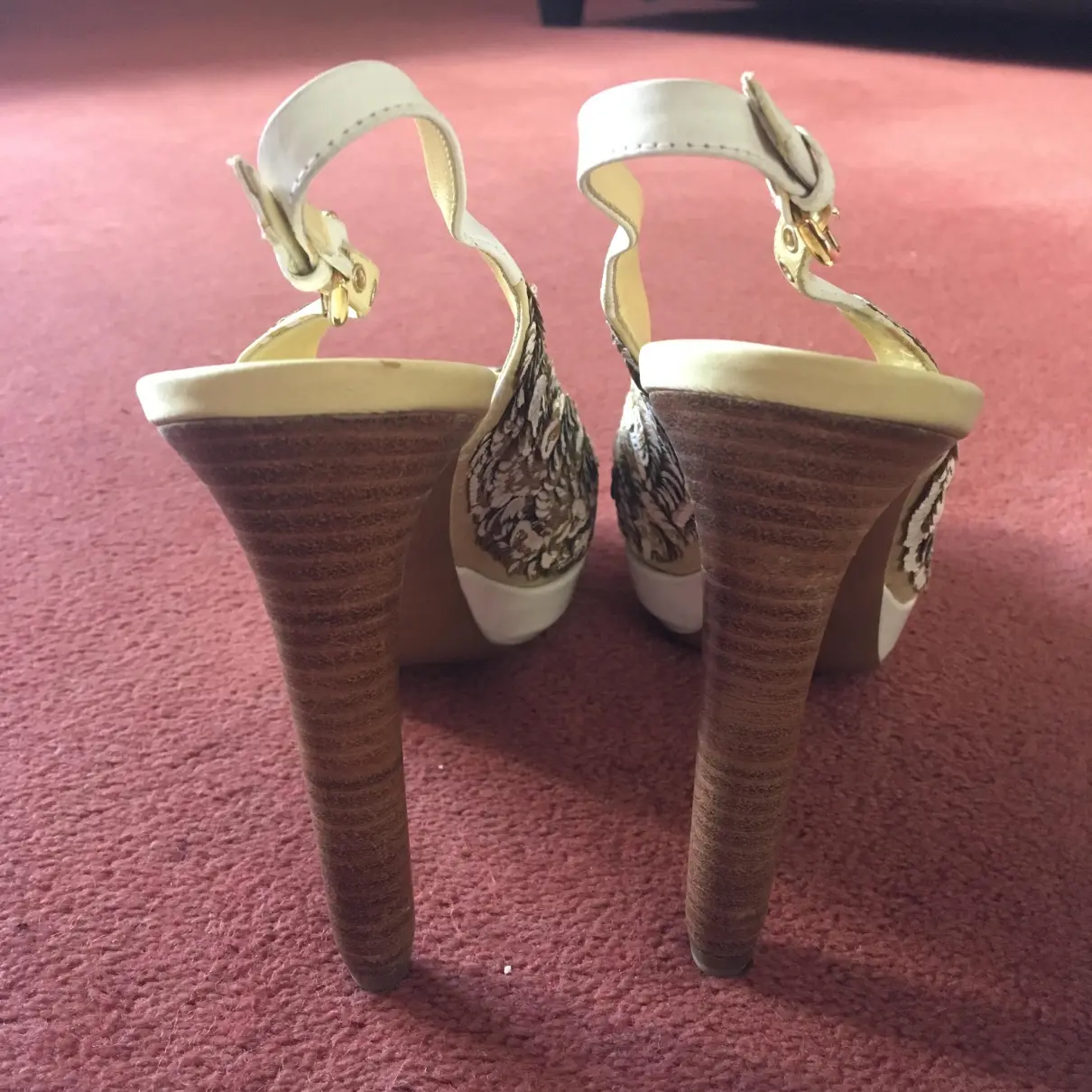 Buy Louis Vuitton Glitter heels online