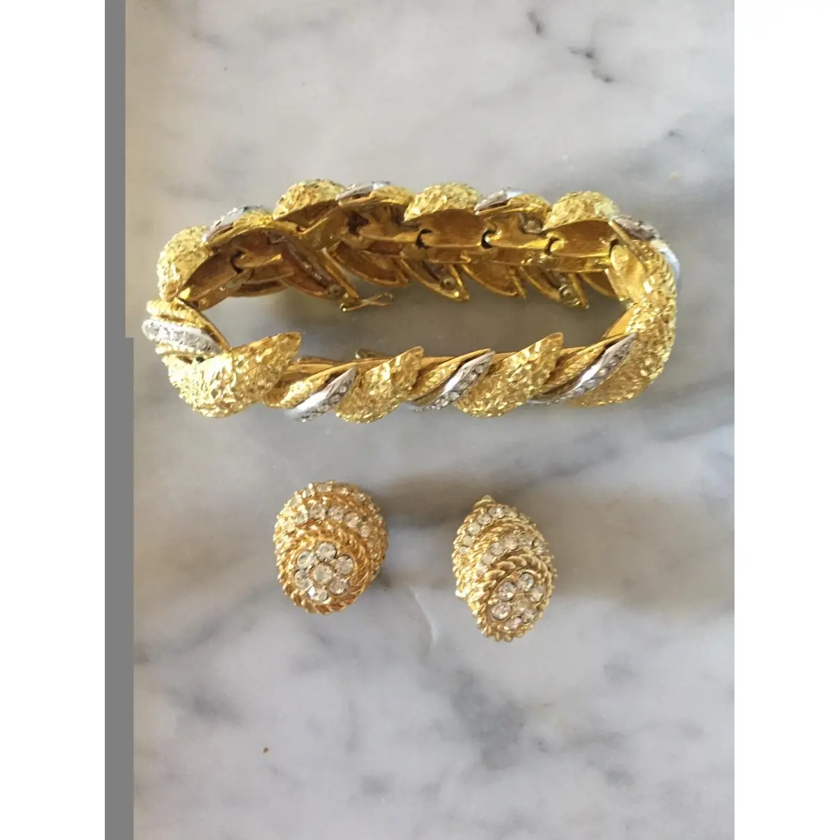 Buy Carven Gold Gold plated Bracelet online - Vintage