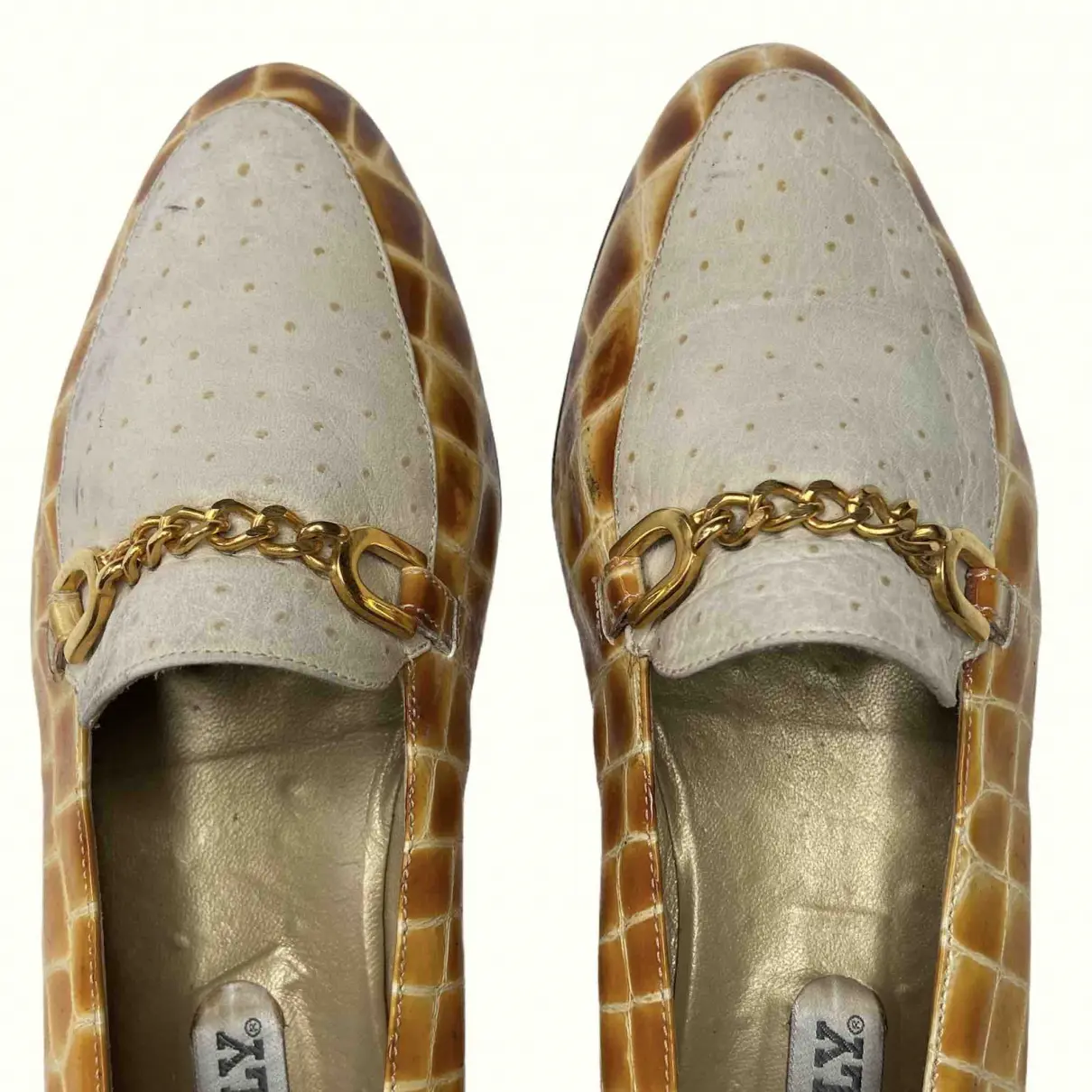 Buy Bally Leather flats online